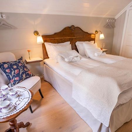 Husum Hotel Borgund Экстерьер фото