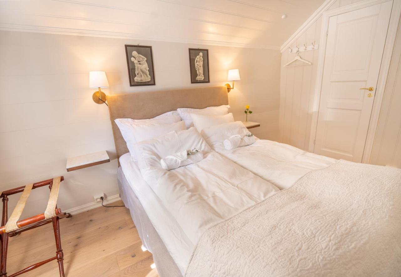 Husum Hotel Borgund Экстерьер фото